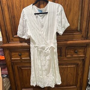 Draper James Elegant White Wrap Dress